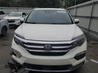 2017 Honda Pilot Touring with VIN 5FNYF6H99HB025600, listed as a Copart auction lot 88131475 with 131,939 mi miles and Salvage Title. Bid and sale history available at DreamBid. Image 5.