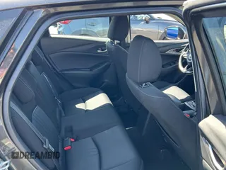 2021 Mazda CX-3 Sport z VIN JM1DKDB72M1505132, wystawiony jako Copart lot #56710285 z przebiegiem 21 692 mil mil oraz Szkody całkowita. Historia ofert i sprzedaży dostępna na DreamBid. Obrazek 6.