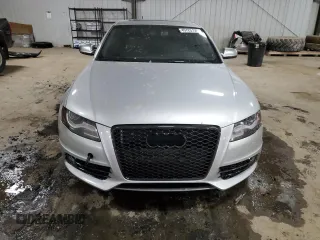 2011 Audi S4 Premium Plus z VIN WAUBGAFL4BA111964, wystawiony jako Copart lot #45723135 z przebiegiem 84 539 mil mil oraz Szkoda całkowita • Salvage title. Historia ofert i sprzedaży dostępna na DreamBid. Obrazek 5.