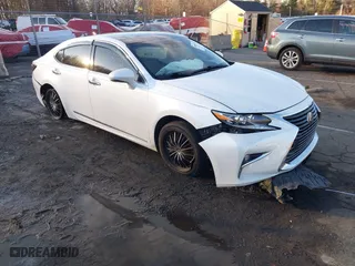 2016 Lexus ES 350 with VIN JTHBK1GG6G2212720, listed as a IAAI auction lot 40983798 with 99,528 mi miles. Bid and sale history available at carsss.com. Image 1.