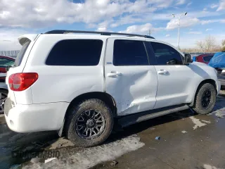 2013 Toyota Sequoia SR5 with VIN 5TDBW5G16DS079194, listed as a Copart auction lot 42628045 with 165,075 mi miles and Salvage Title. Bid and sale history available at carsss.com. Image 3.