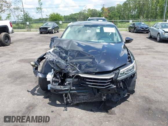 2017 Volkswagen Passat SE with VIN 1VWGT7A32HC034410, listed as a IAAI auction lot 42470146 with 96,226 mi miles and . Bid and sale history available at DreamBid. Image 13.
