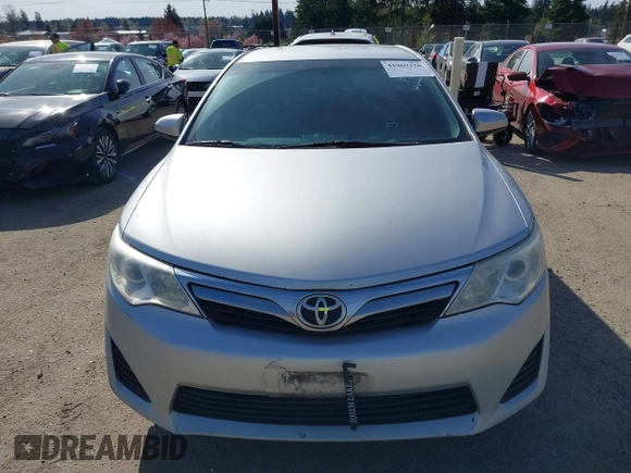 2013 Toyota Camry L with VIN 4T4BF1FK4DR335154, listed as a IAAI auction lot 41969320 with 275,733 mi miles. Bid and sale history available at carsss.com. Image 12.