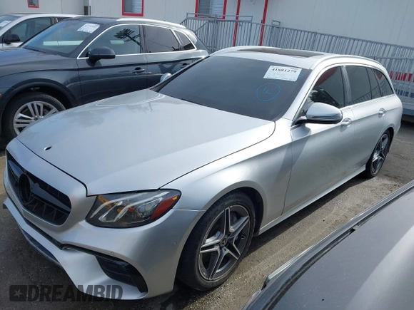 2019 Mercedes-Benz E 450 with VIN WDDZH6JBXKA637855, listed as a IAAI auction lot 41881279 with Not Provided miles and . Bid and sale history available at DreamBid. Image 2.