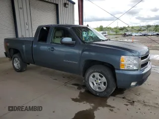 2008 Chevrolet Silverado 1500 1LT with VIN 2GCEK19J981223901, listed as a Copart auction lot 56971695 with 95,436 mi miles and Clean Title. Bid and sale history available at DreamBid. Image 4.