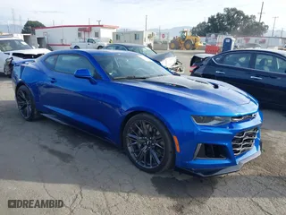 2017 Chevrolet Camaro ZL1 with VIN 1G1FJ1R67H0197323, listed as a IAAI auction lot 41101617 with 47,209 mi miles. Bid and sale history available at carsss.com. Image 1.