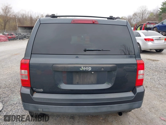 2014 Jeep Patriot Sport with VIN 1C4NJPBB7ED822885, listed as a IAAI auction lot 41947079 with 76,740 mi miles. Bid and sale history available at carsss.com. Image 16.