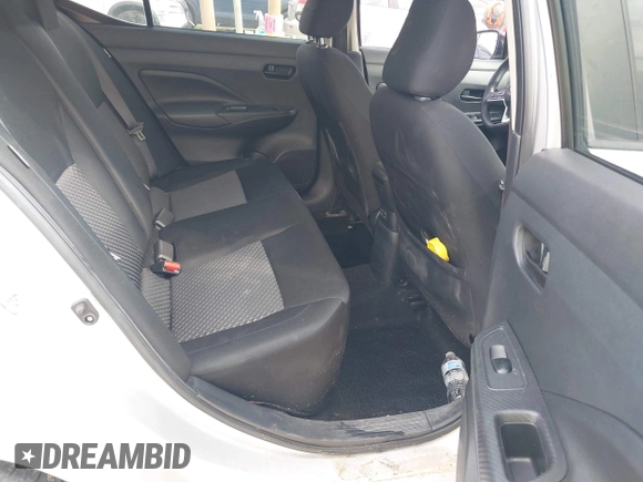 2020 Nissan Versa S z VIN 3N1CN8DV6LL885057, wystawiony jako IAAI lot #41928249 z przebiegiem 55 910 mil mil oraz . Historia ofert i sprzedaży dostępna na DreamBid. Obrazek 8.