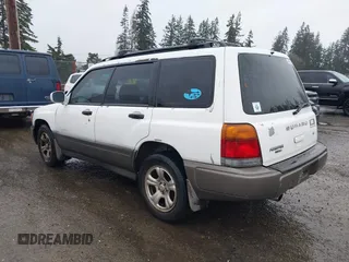1998 Subaru Forester S with VIN JF1SF6554WH769969, listed as a IAAI auction lot 41651574 with 1 mi miles. Bid and sale history available at carsss.com. Image 3.