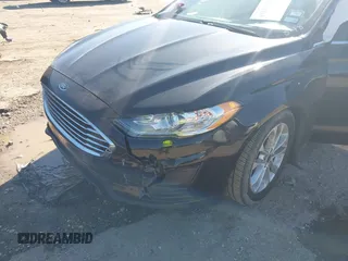 2020 Ford Fusion SE with VIN 3FA6P0HD7LR136178, listed as a IAAI auction lot 41676206 with 56,930 mi miles. Bid and sale history available at carsss.com. Image 6.