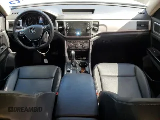 2019 Volkswagen Atlas SE with VIN 1V2DP2CA1KC586530, listed as a Copart auction lot 67574044 with 98,787 mi miles and Salvage title. Bid and sale history available at DreamBid. Image 8.