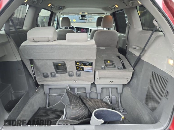 2020 Toyota Sienna LE with VIN 5TDJZ3DC5LS251503, listed as a IAAI auction lot 42610520 with 131,850 mi miles and . Bid and sale history available at DreamBid. Image 30.