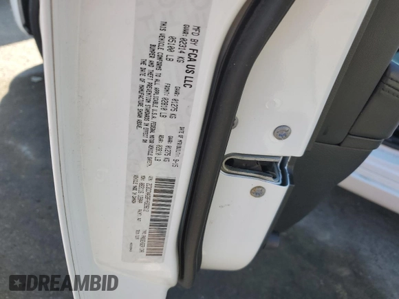 2015 Chrysler 300 Limited with VIN 2C3CCAAG8FH929612, listed as a Copart auction lot 53851005 with 146,326 mi miles and Clean Title. Bid and sale history available at DreamBid. Image 13.