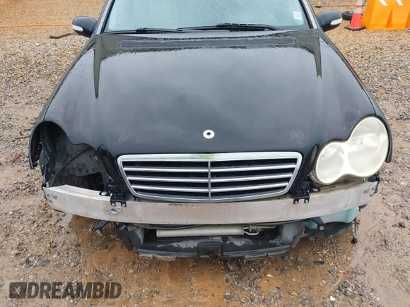 2007 Mercedes-Benz C 230 Sport with VIN WDBRF52H47A955120, listed as a IAAI auction lot 42205301 with 112,509 mi miles and . Bid and sale history available at DreamBid. Image 13.