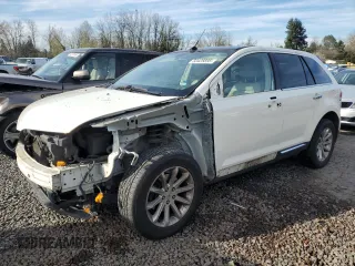 2012 Lincoln MKX with VIN 2LMDJ8JK4CBL17246, listed as a Copart auction lot 50425695 with 135,242 mi miles and Salvage Title. Bid and sale history available at DreamBid. Image 1.