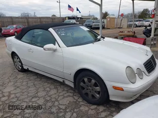 2001 Mercedes-Benz CLK 320/430 with VIN WDBLK65G71T058136, listed as a IAAI auction lot 41302566 with 82,858 mi miles and . Bid and sale history available at carsss.com. Image 1.
