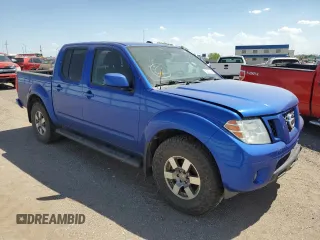 2012 Nissan Frontier Pro-4X z VIN 1N6AD0EV4CC436556, wystawiony jako Copart lot #83876764 z przebiegiem 111 224 mil mil oraz Szkoda całkowita • Salvage title. Historia ofert i sprzedaży dostępna na DreamBid. Obrazek 4.