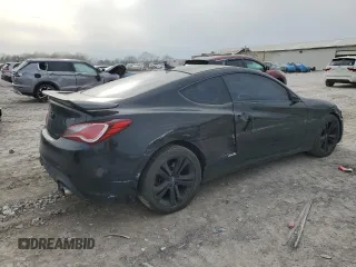 2010 Hyundai Genesis Coupe Grand Touring с VIN KMHHU6KH7AU019728, выставлен на аукционе Copart как лот 48321395 с пробегом 185 966 миль миль и Списание • Salvage title. История ставок и продаж доступна на DreamBid. Изображение 3.