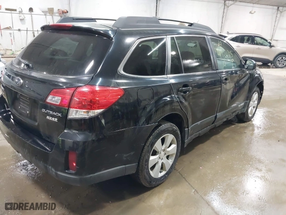 2012 Subaru Outback 2.5i Prem with VIN 4S4BRBCCXC3251106, listed as a IAAI auction lot 41904715 with 181,433 mi miles. Bid and sale history available at carsss.com. Image 4.