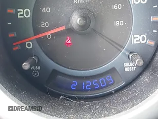 2003 Honda Element DX z VIN 5J6YH28273L001740, wystawiony jako IAAI lot #42084177 z przebiegiem 212 509 mil mil oraz . Historia ofert i sprzedaży dostępna na DreamBid. Obrazek 15.