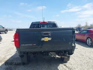 2018 Chevrolet Colorado 4WD LT with VIN 1GCHTCEN1J1111605, listed as a IAAI auction lot 41923283 with 66,604 mi miles. Bid and sale history available at carsss.com. Image 17.