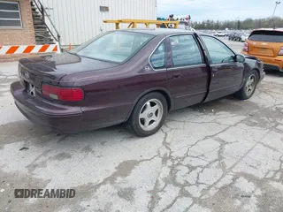 1995 Chevrolet Caprice z VIN 1G1BL52PXSR184877, wystawiony jako IAAI lot #42105547 z przebiegiem 109 845 mil mil oraz . Historia ofert i sprzedaży dostępna na DreamBid. Obrazek 4.