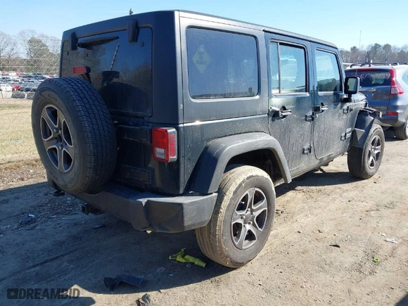 2012 Jeep Wrangler Unlimited Sport with VIN 1C4BJWDG5CL209978, listed as a IAAI auction lot 41662081 with 202,282 mi miles. Bid and sale history available at carsss.com. Image 4.