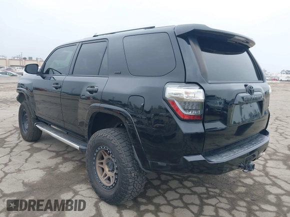 2017 Toyota 4Runner SR5 с VIN JTEZU5JR8H5159090, выставлен на аукционе IAAI как лот 42490310 с пробегом 60 546 миль миль и . История ставок и продаж доступна на DreamBid. Изображение 3.