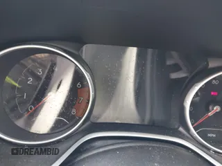 2018 Jeep Compass Altitude с VIN 3C4NJDBBXJT313666, выставлен на аукционе IAAI как лот 42112041 с пробегом 163 110 миль миль и . История ставок и продаж доступна на DreamBid. Изображение 7.
