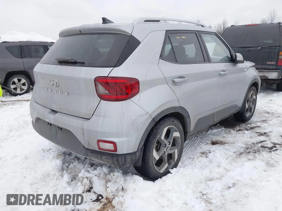 2022 Hyundai Venue SEL z VIN KMHRC8A31NU206543, wystawiony jako IAAI lot #41354252 z przebiegiem 42 256 mil mil oraz . Historia ofert i sprzedaży dostępna na DreamBid. Obrazek 4.