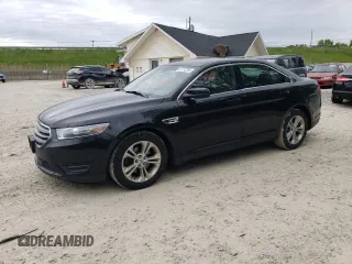2013 Ford Taurus SEL z VIN 1FAHP2H84DG102036, wystawiony jako Copart lot #57772285 z przebiegiem 156 609 mil mil oraz Tytuł czysty. Historia ofert i sprzedaży dostępna na DreamBid. Obrazek 1.