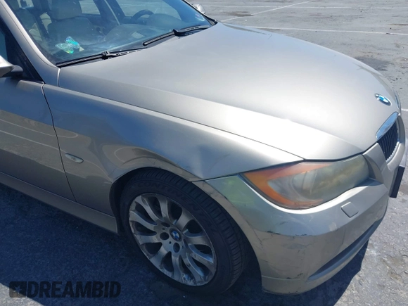 2007 BMW 3 Series 328xi z VIN WBAVT73507FZ36573, wystawiony jako IAAI lot #42313859 z przebiegiem 161 151 mil mil oraz . Historia ofert i sprzedaży dostępna na DreamBid. Obrazek 6.