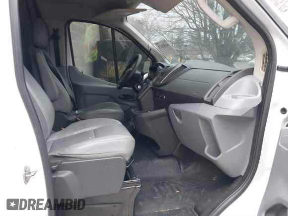2015 Ford Transit Cargo with VIN 1FTNE1ZM8FKB32441, listed as a IAAI auction lot 41303171 with 203,302 mi miles and . Bid and sale history available at carsss.com. Image 5.