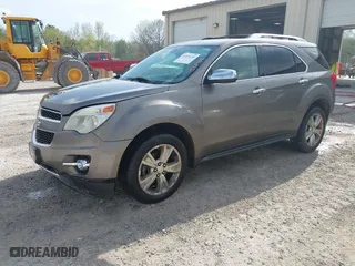 2010 Chevrolet Equinox LTZ with VIN 2CNFLFEY0A6320989, listed as a IAAI auction lot 41929141 with 267,191 mi miles. Bid and sale history available at carsss.com. Image 2.