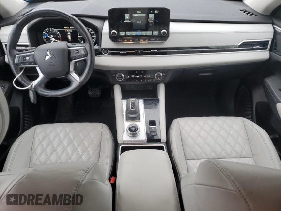 2022 Mitsubishi Outlander SEL z VIN JA4J4VA84NZ039360, wystawiony jako Copart lot #58201835 z przebiegiem 50 169 mil mil oraz Szkoda całkowita • Salvage title. Historia ofert i sprzedaży dostępna na DreamBid. Obrazek 8.