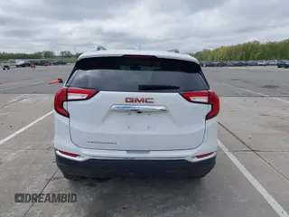 2024 GMC Terrain SLT z VIN 3GKALPEG5RL384887, wystawiony jako IAAI lot #42192857 z przebiegiem 4 267 mil mil oraz . Historia ofert i sprzedaży dostępna na DreamBid. Obrazek 16.