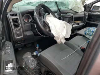 2021 Ram 1500 Tradesman z VIN 3C6RR6KG3MG587376, wystawiony jako Copart lot #50153245 z przebiegiem 82 551 mil mil oraz Nie do naprawy • Non repairable. Historia ofert i sprzedaży dostępna na DreamBid. Obrazek 8.