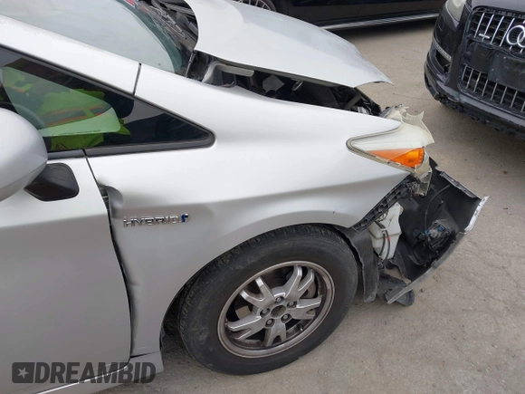 2011 Toyota Prius I with VIN JTDKN3DU5B0261149, listed as a IAAI auction lot 42041188 with 190,787 mi miles. Bid and sale history available at carsss.com. Image 6.