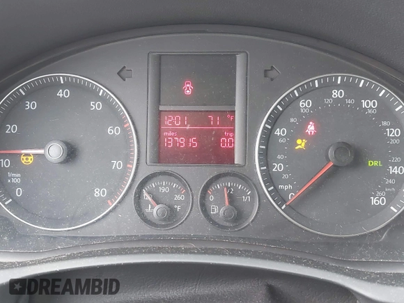 2005 Volkswagen Jetta 2.5 with VIN 3VWPG71K15M633921, listed as a IAAI auction lot 41186775 with 137,915 mi miles and . Bid and sale history available at DreamBid. Image 7.