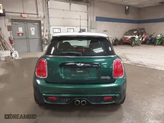 2015 MINI Cooper Hardtop S with VIN WMWXP7C57F2A39384, listed as a IAAI auction lot 41733215 with 60,750 mi miles. Bid and sale history available at carsss.com. Image 17.