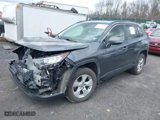 2019 Toyota RAV4 XLE with VIN JTMP1RFVXKD025521, listed as a IAAI auction lot 41918148 with 92,139 mi miles. Bid and sale history available at carsss.com. Image 17.