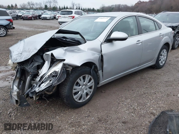 2011 Mazda Mazda6 i Sport with VIN 1YVHZ8BH3B5M01777, listed as a IAAI auction lot 40861511 with 196,492 mi miles. Bid and sale history available at carsss.com. Image 17.