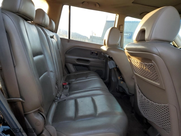 2007 Honda Pilot EX-L with VIN 5FNYF28777B011023, listed as a Copart auction lot 42124125 with 250,611 mi miles and Salvage Title. Bid and sale history available at carsss.com. Image 11.