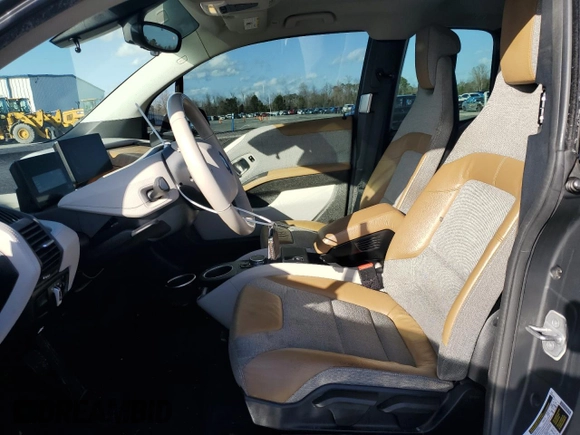 2016 BMW i3 z VIN WBY1Z4C50GV508327, wystawiony jako Copart lot #47860665 z przebiegiem 82 611 mil mil oraz Szkoda całkowita • Salvage title. Historia ofert i sprzedaży dostępna na DreamBid. Obrazek 7.