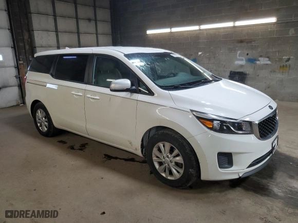 2015 Kia Sedona L with VIN KNDMA5C18F6039912, listed as a Copart auction lot 50732065 with 104,427 mi miles and Salvage Title. Bid and sale history available at carsss.com. Image 4.