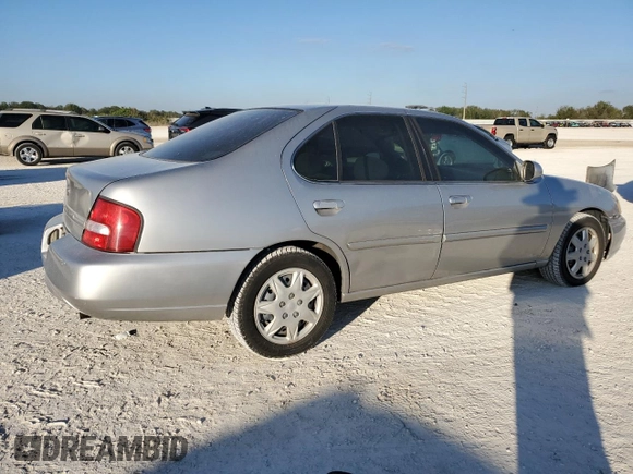2001 Nissan Altima GXE with VIN 1N4DL01D21C165046, listed as a Copart auction lot 81757714 with 138,396 mi miles and Salvage Title. Bid and sale history available at carsss.com. Image 3.