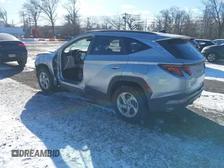 2024 Hyundai Tucson SEL with VIN KM8JBCDE0RU273270, listed as a IAAI auction lot 41264881 with 13,129 mi miles and . Bid and sale history available at carsss.com. Image 3.