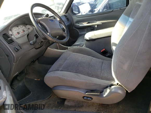 2002 Ford Explorer Sport с VIN 1FMCU70E62UB96765, выставлен на аукционе Copart как лот 60055094 с пробегом 293 906 миль миль и Чистый • Clean title. История ставок и продаж доступна на DreamBid. Изображение 7.
