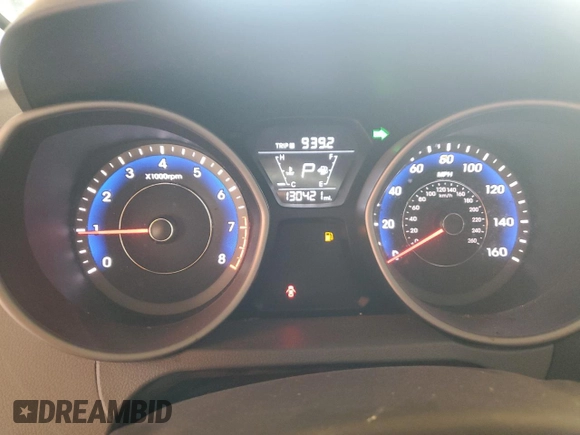 2014 Hyundai Elantra SE z VIN KMHDH4AE2EU090095, wystawiony jako Copart lot #61102225 z przebiegiem 130 421 mil mil oraz Szkoda całkowita • Salvage title. Historia ofert i sprzedaży dostępna na DreamBid. Obrazek 9.