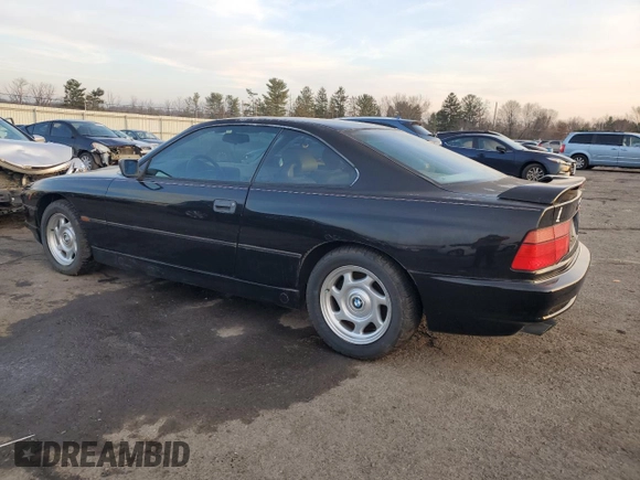 1995 BMW 8 Series z VIN WBAEF6320SCC89547, wystawiony jako Copart lot #86168634 z przebiegiem 93 256 mil mil oraz Czysty tytuł • Clean title. Historia ofert i sprzedaży dostępna na DreamBid. Obrazek 2.